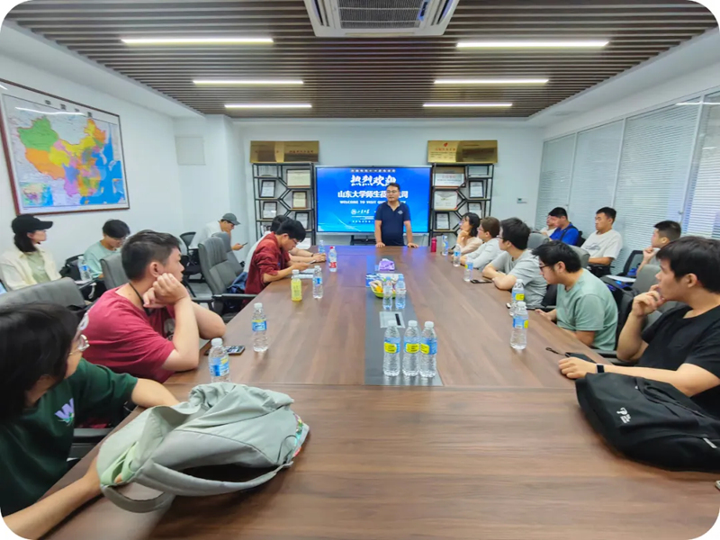 Innovando juntos en el almacenamiento de energía: profesores y estudiantes de la Universidad de Shandong visitan para intercambiar