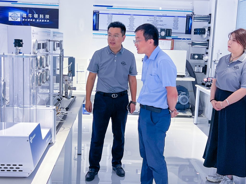 [Cooperación universidad-empresa] MicroNewton y la Universidad de Ciencia y Tecnología de Shanghai lanzan con éxito una base conjunta de pasantías y capacitación