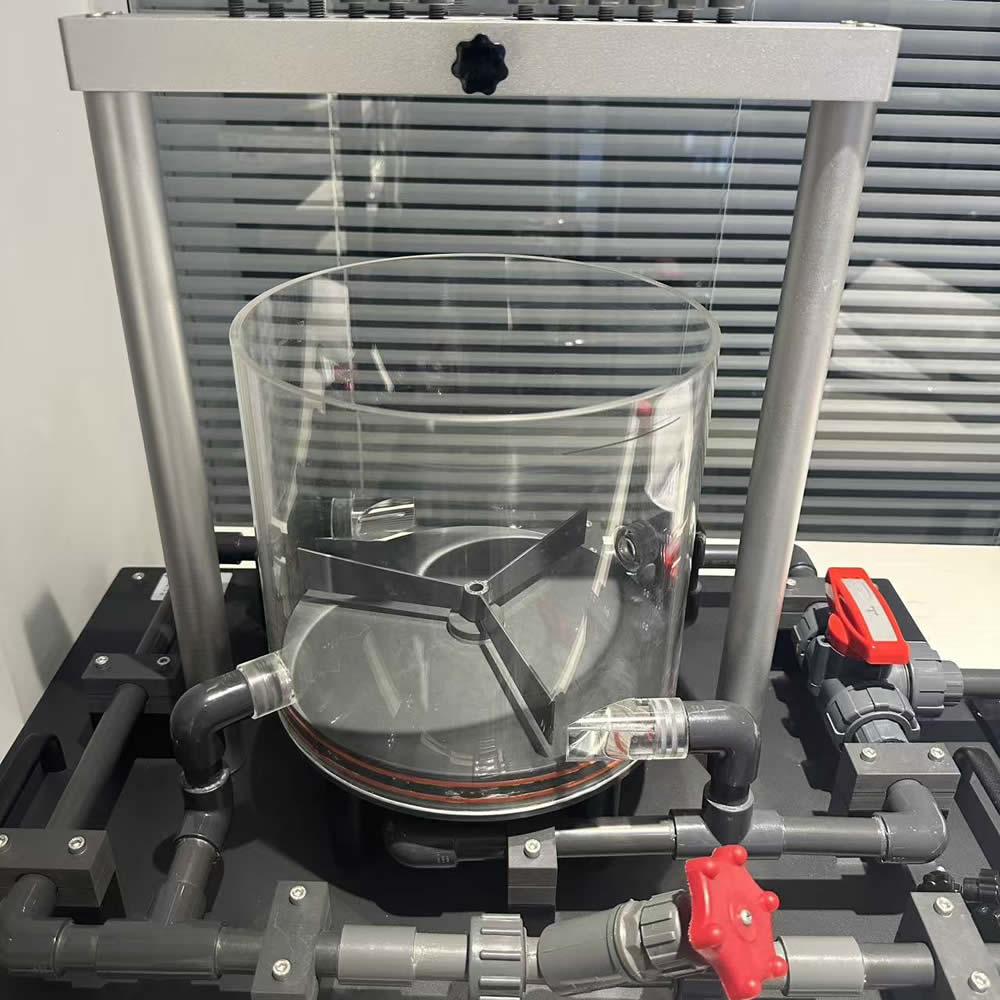 Bombas en serie y en paralelo Dispositivo experimental Mecánica de fluidos Equipo de laboratorio docente universitario