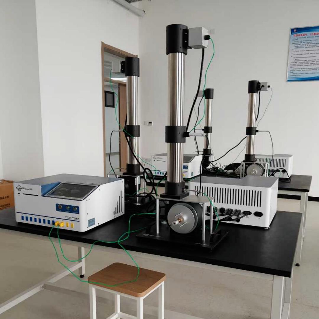 Equipo de laboratorio de mecánica de fluidos y transferencia de calor entregado a una universidad de Xinjiang 
